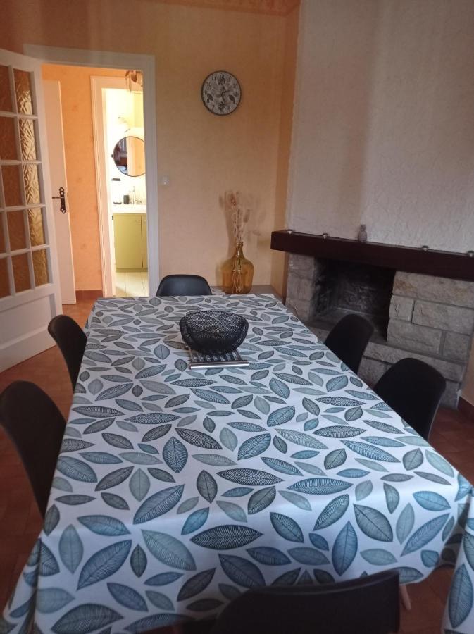 La Maison Des Bananiers Bas-en-Basset ภายนอก รูปภาพ