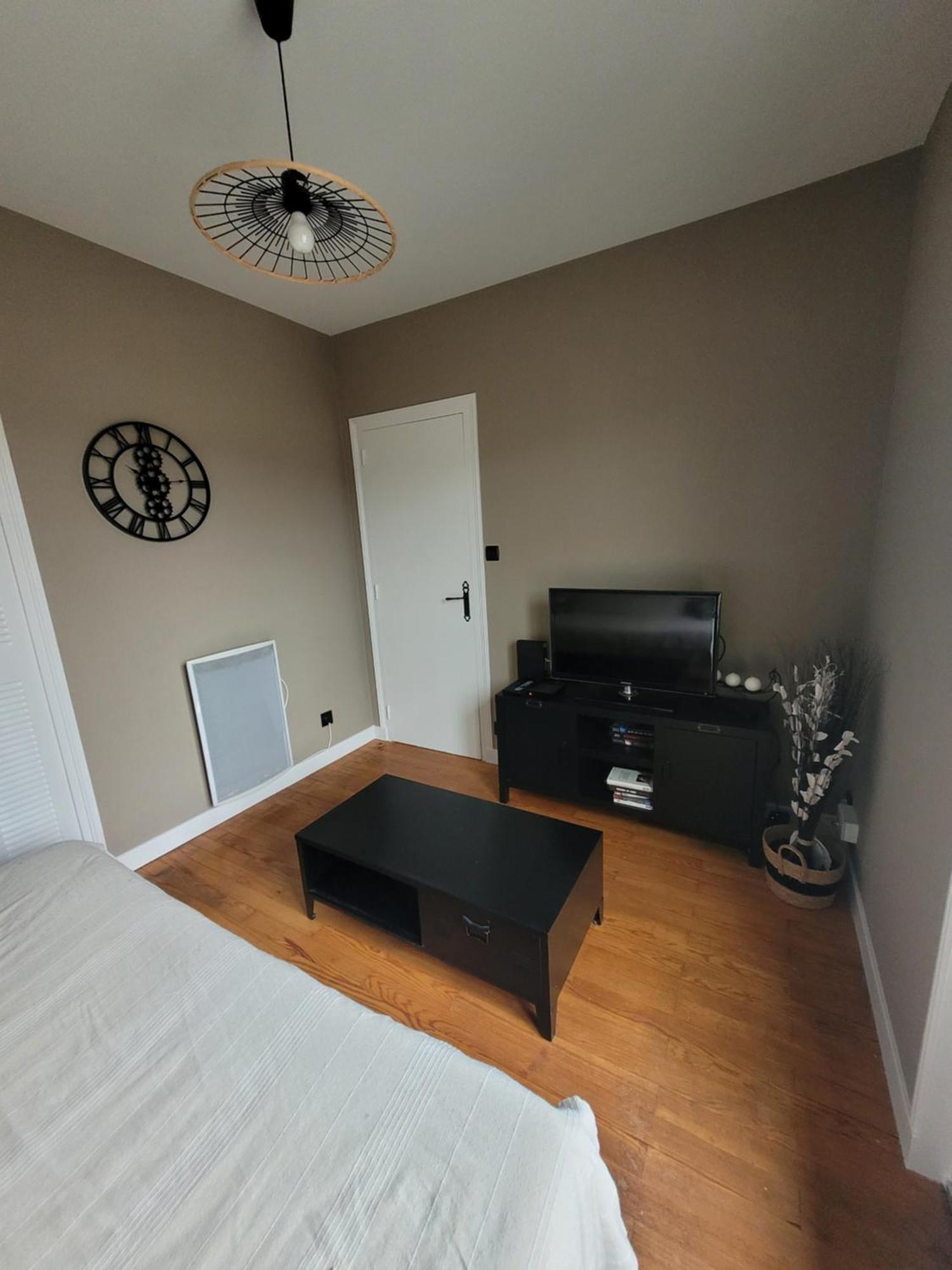 La Maison Des Bananiers Bas-en-Basset ภายนอก รูปภาพ